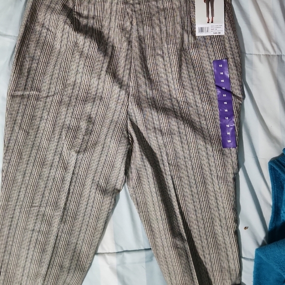 Rafaella Taupe Stripe  Pants Nwt - Picture 1 of 4